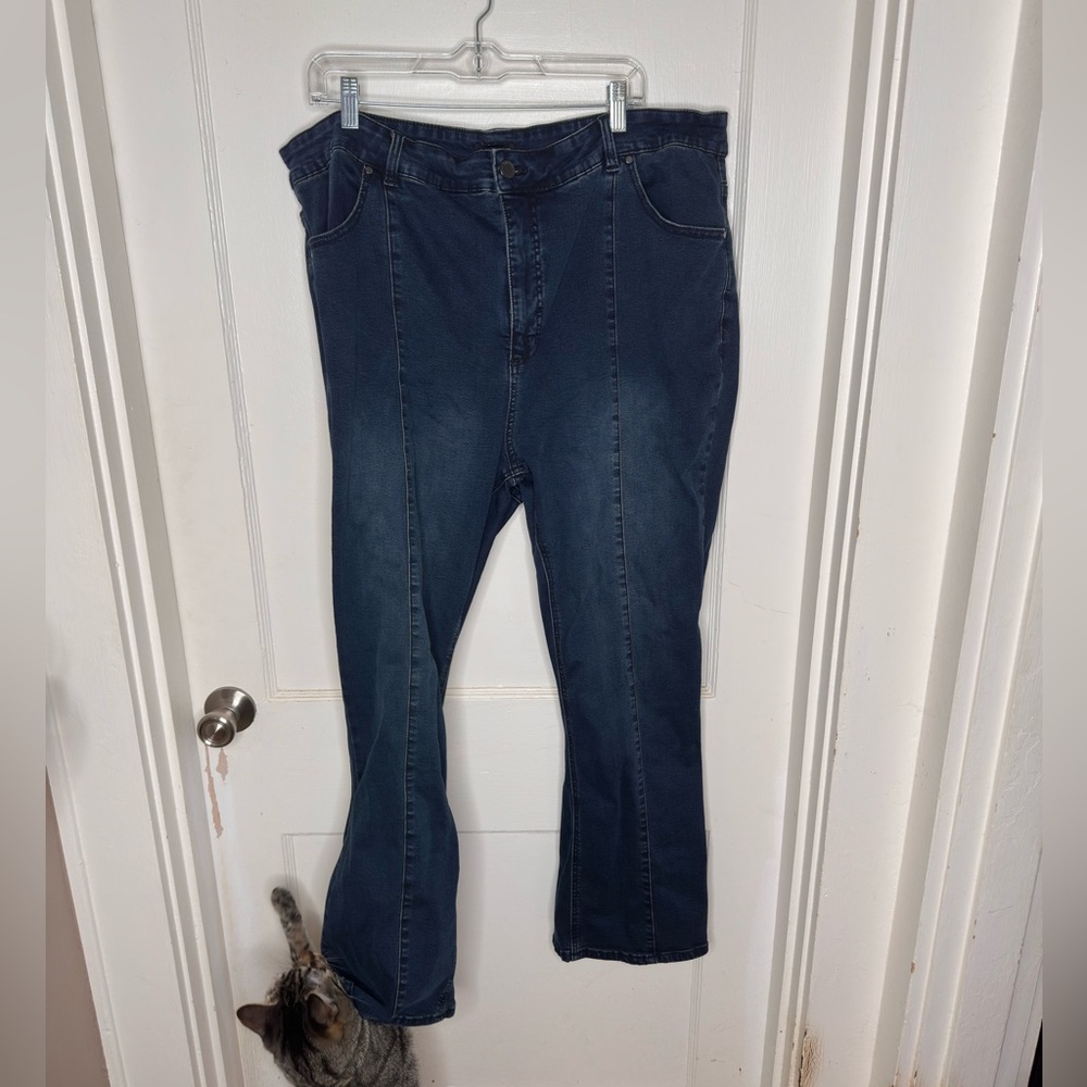Universal Standard bootcut jeans size 24